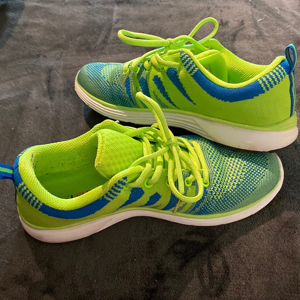 Just Fab Sneakers SIZE 7.5